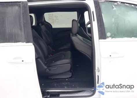 2025 Chrysler Pacifica Hybrid Select z USA, uszkodzony, nr VIN 2C4RC1S73SR577774